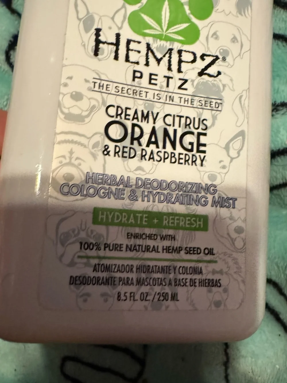Hempz Petz Creamy Citrus Orange & Red Raspberry Deodorizing Mist Dog deodorant